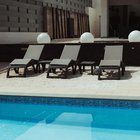 Exclusiva De Lujo Con Piscina *